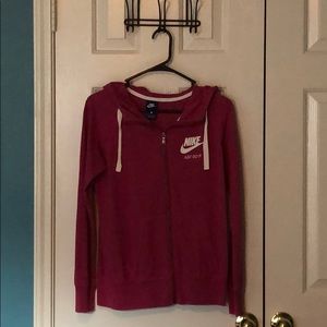 Women’s Nike zip up hoodie